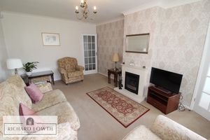 Lounge- click for photo gallery